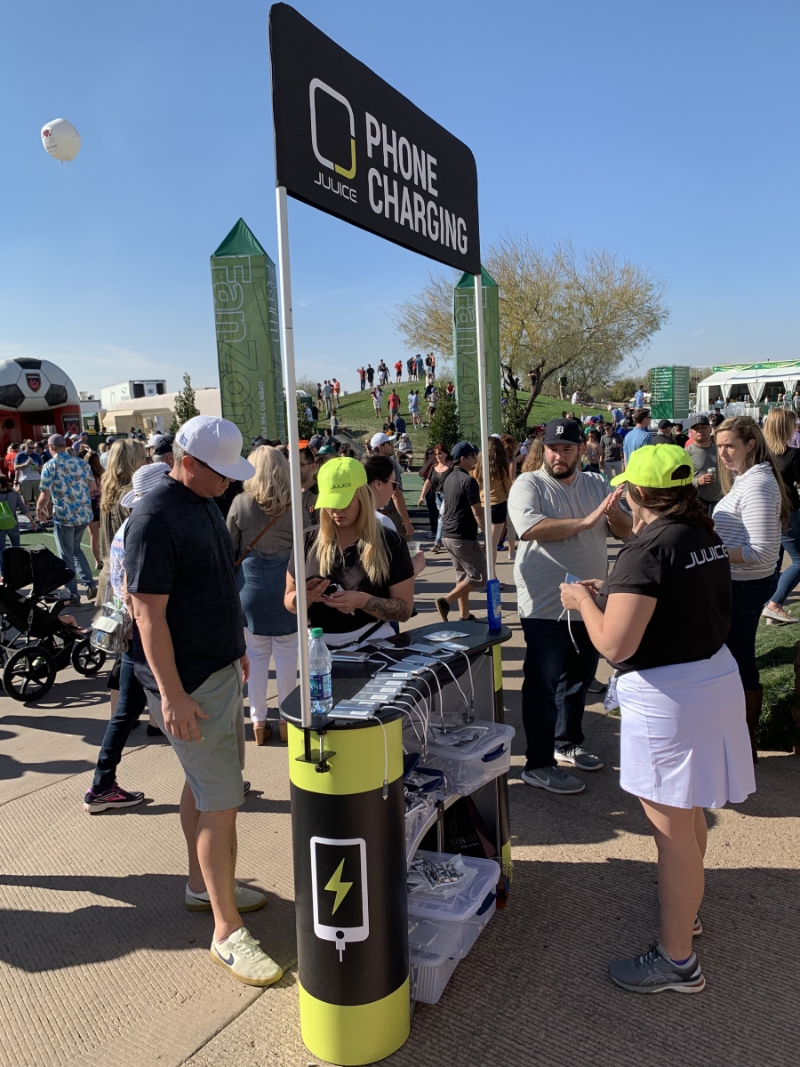Alternative view of Juuice charging kiosk setup